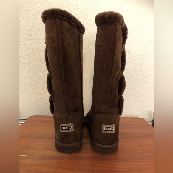 DBDK Ugg boot - Picture 4 of 5